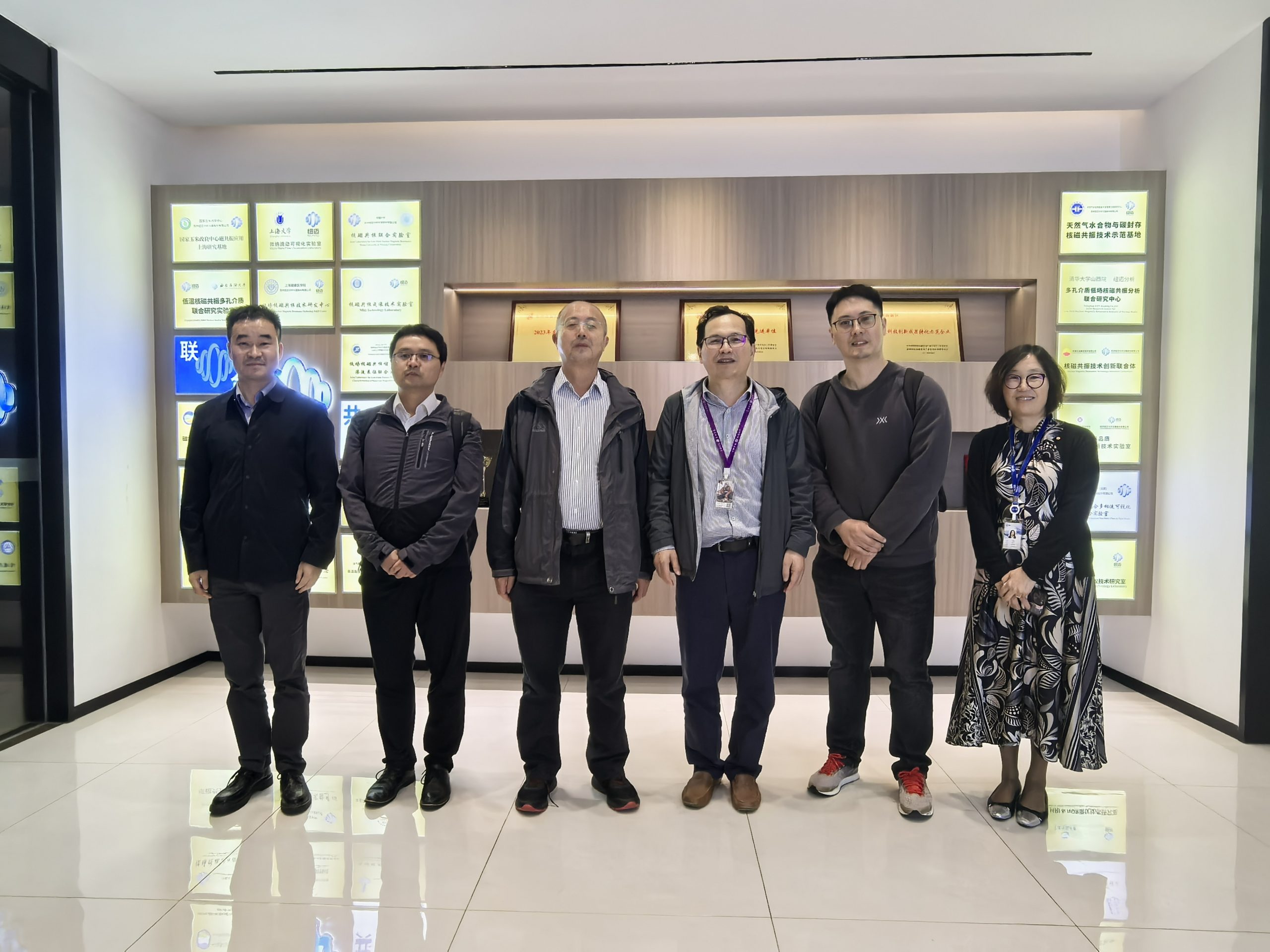 中国石油长城钻探卢毓周高级专家一行到访MK网考察指导！