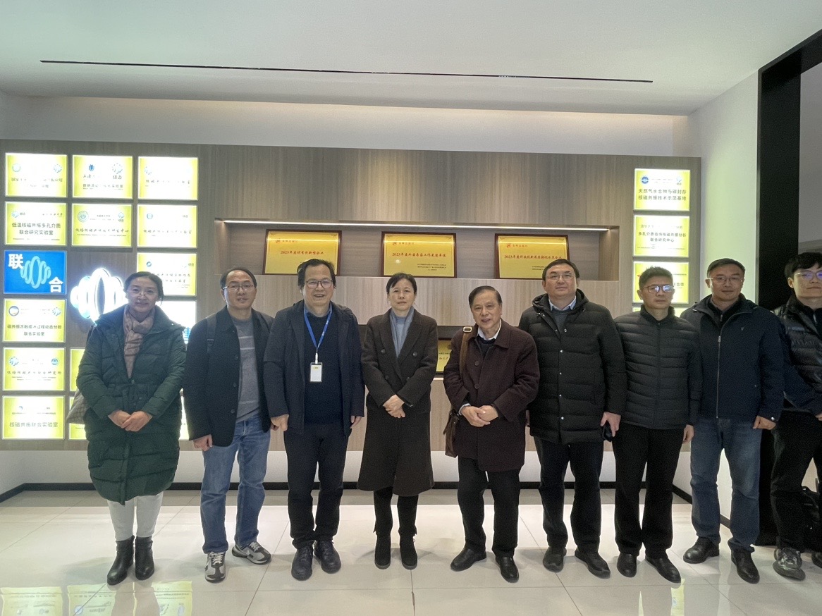 校企合作共建科技创新联合体调研——苏州科技大学MK网行
